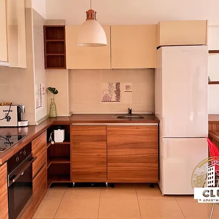 - Viva - クルージュ＝ナポカ